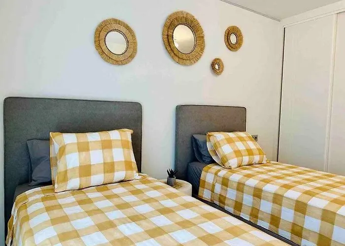 Pepe's - Centro - Parking 토레몰리노스