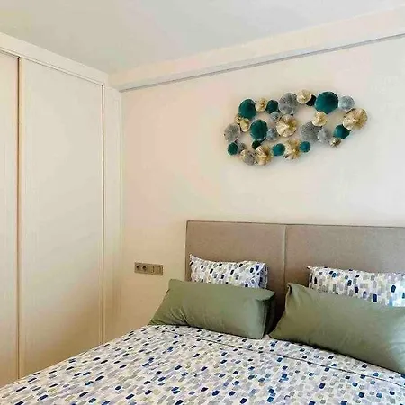 Pepes - Centro - Parking * Torremolinos