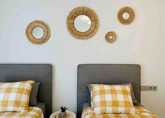 Pepe's - Centro - Parking * Torremolinos